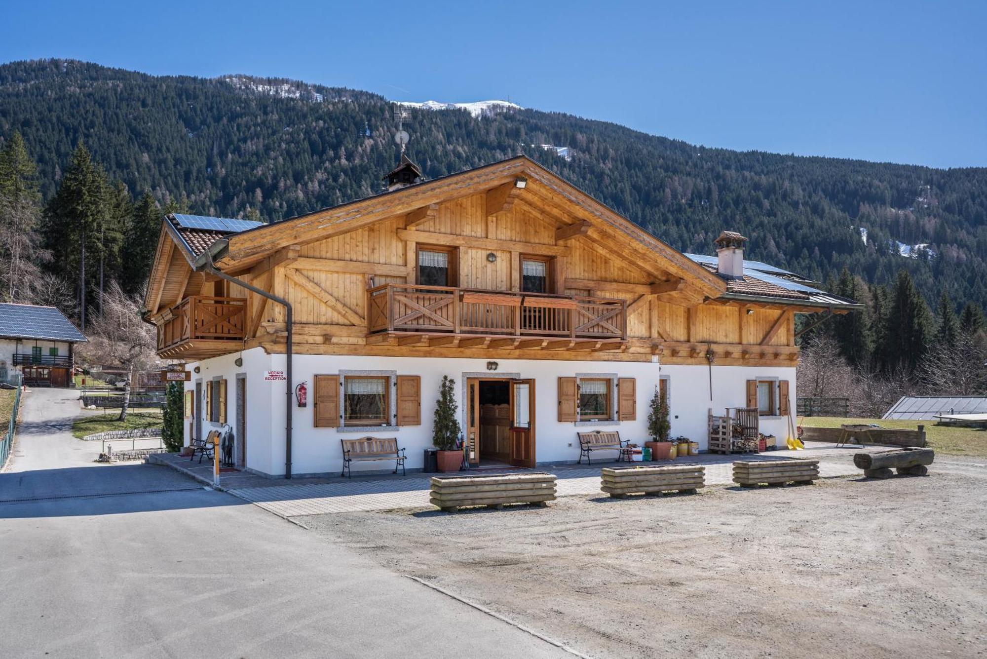 Chalet Camping Fae 3 Villa Madonna Buitenkant foto